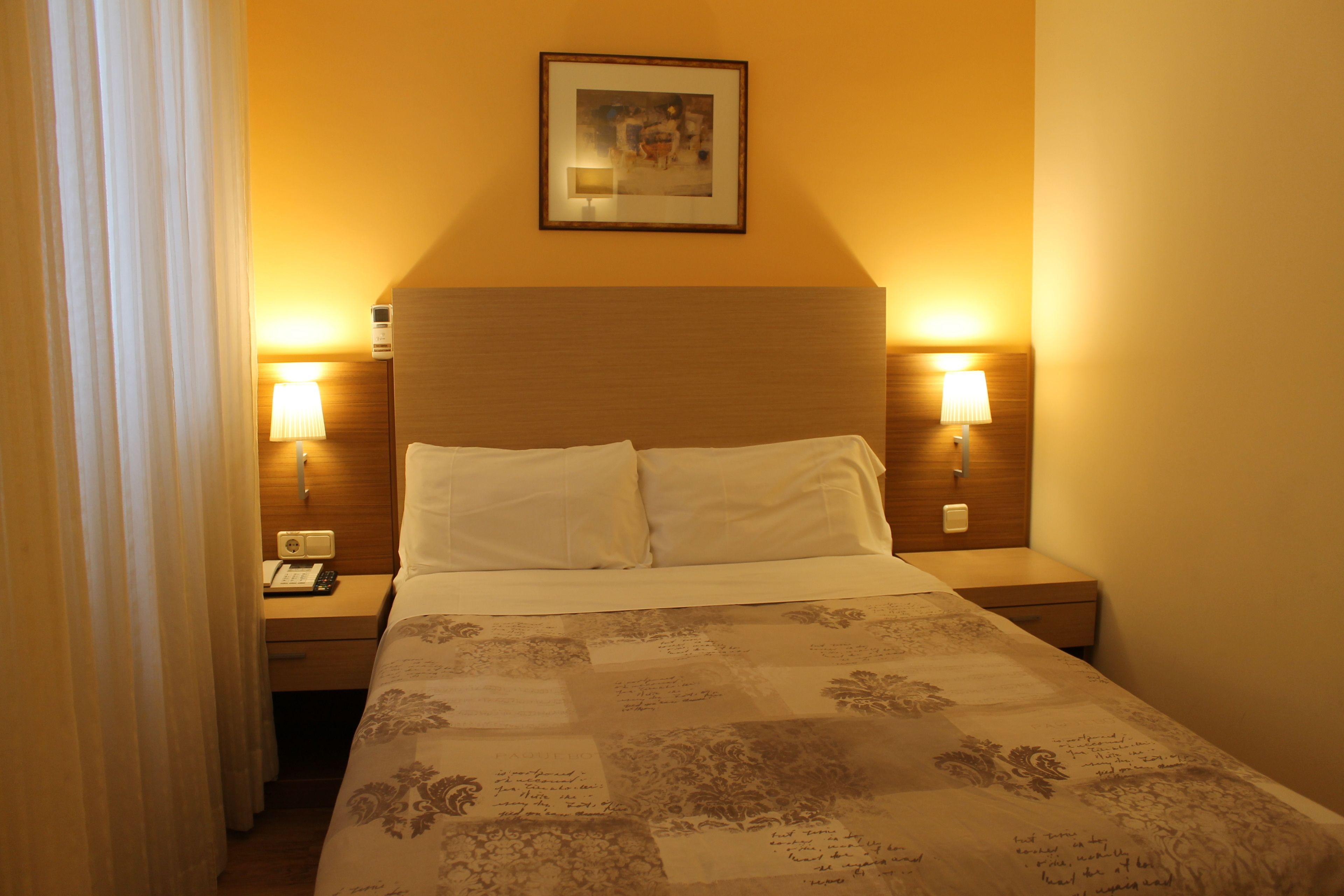 Hotel Mirador Puerta Del Sol — Photos 1